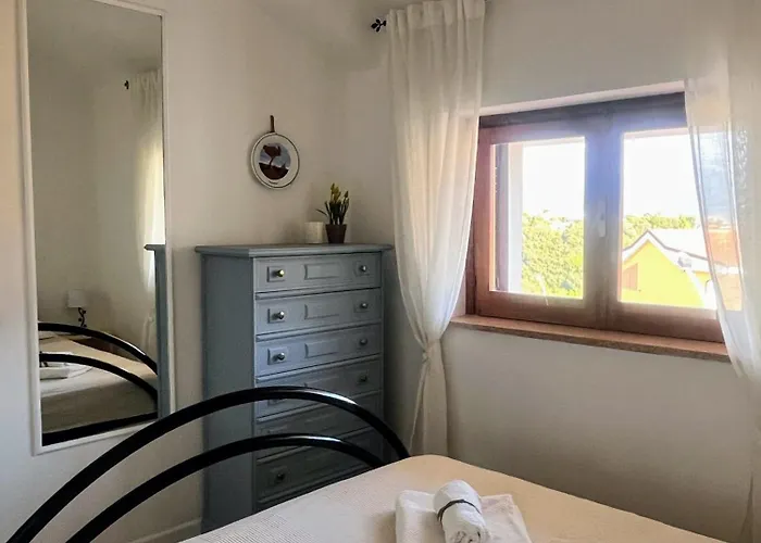 Bella Vista La Bussola شقة